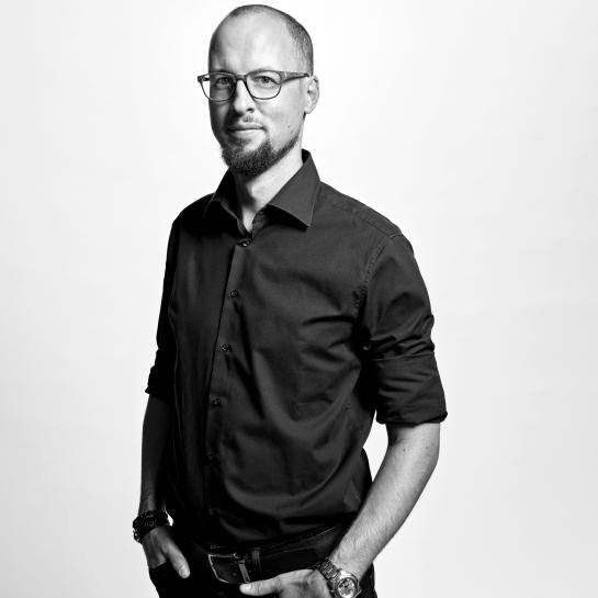 Leader : Matthias Knuser, Tend SA
